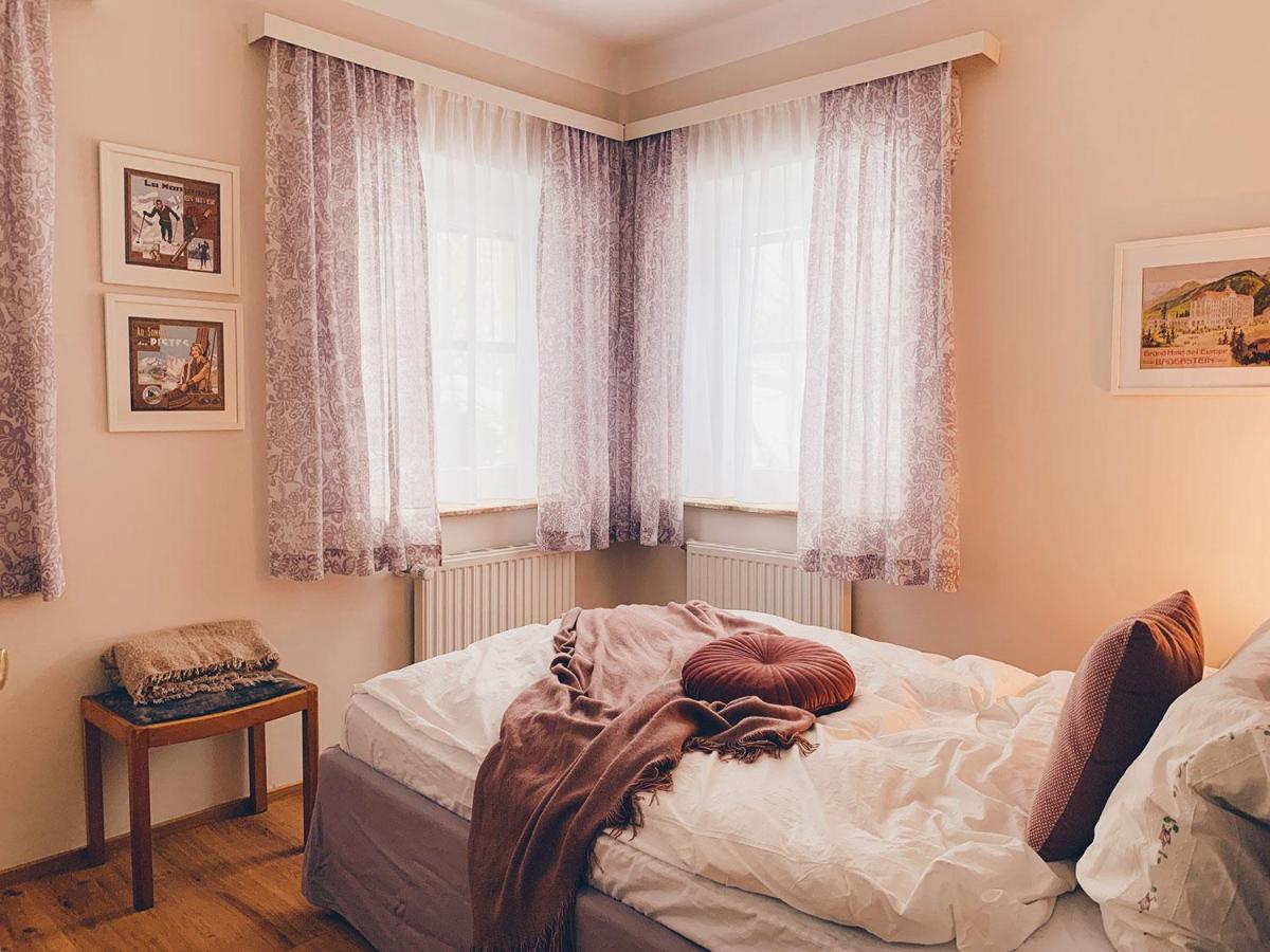Rosa Apartment